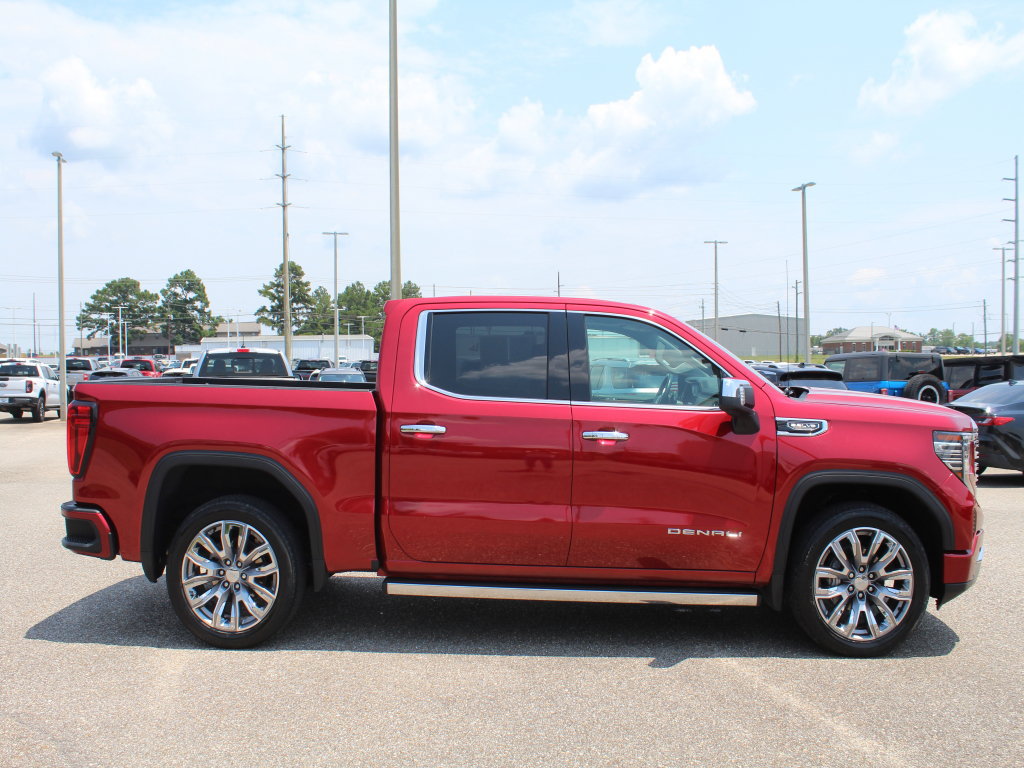 Used 2024 GMC Sierra 1500 Denali w/ Denali Reserve Package RWD image 7
