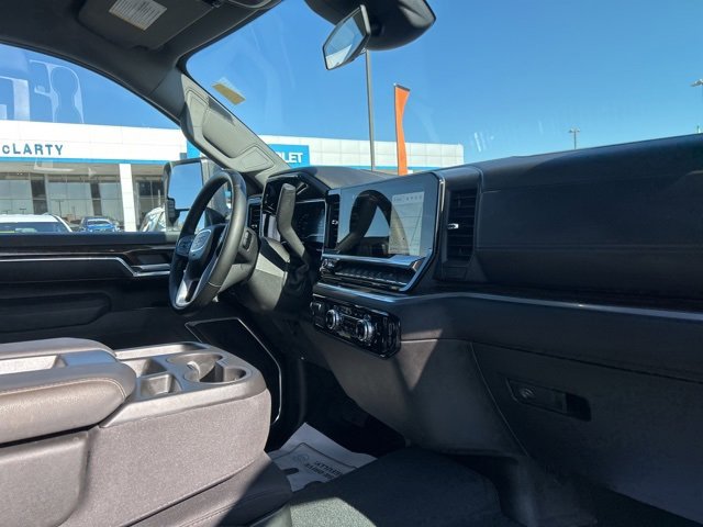 Certified 2025 GMC Sierra 2500 SLE w/ Preferred Package image 33