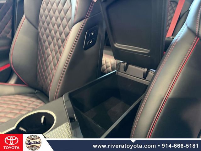 Used 2023 Genesis G70 3.3T w/ Sport Prestige Package AWD/4WD image 27