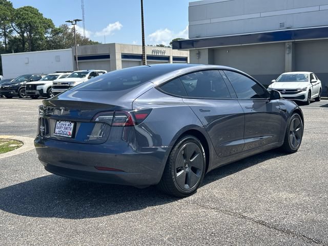 Used 2022 Tesla Model 3 Long Range AWD/4WD image 4