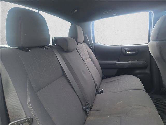 Used 2019 Toyota Tacoma TRD Sport w/ Technology Package AWD/4WD image 16