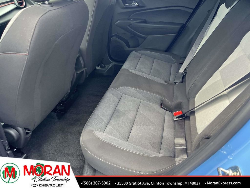 Certified 2024 Chevrolet Trax RS w/ Sunroof Package FWD image 15