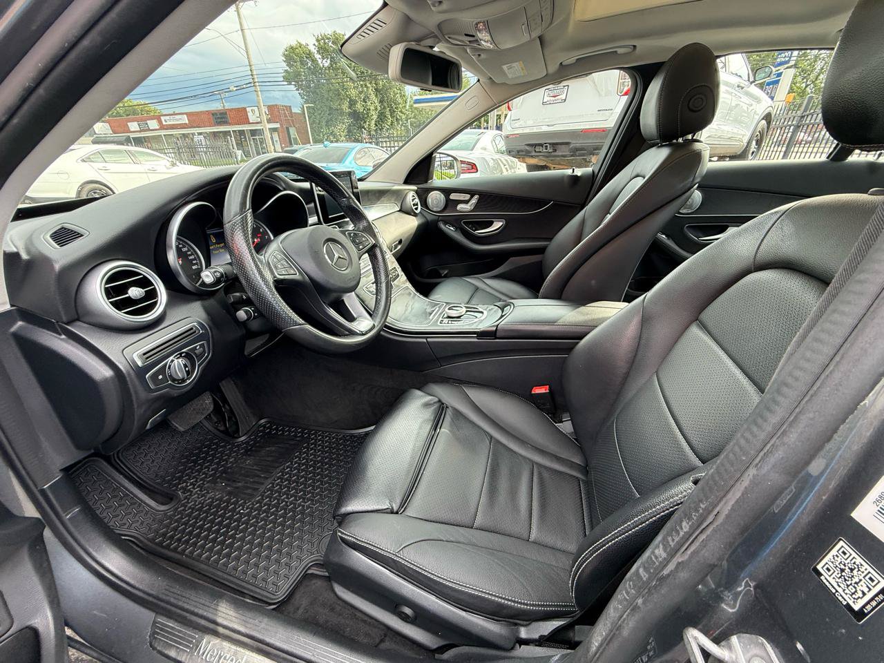 Used 2017 Mercedes-Benz C 300 4MATIC Sedan image 20