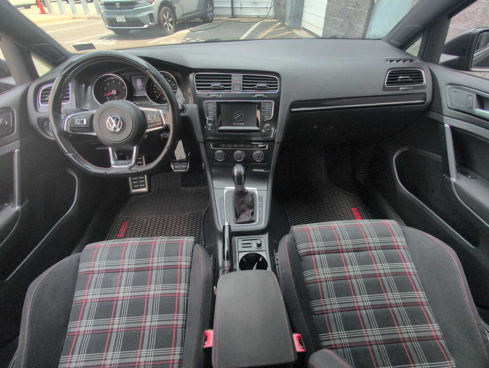 Used 2015 Volkswagen GTI S FWD image 15