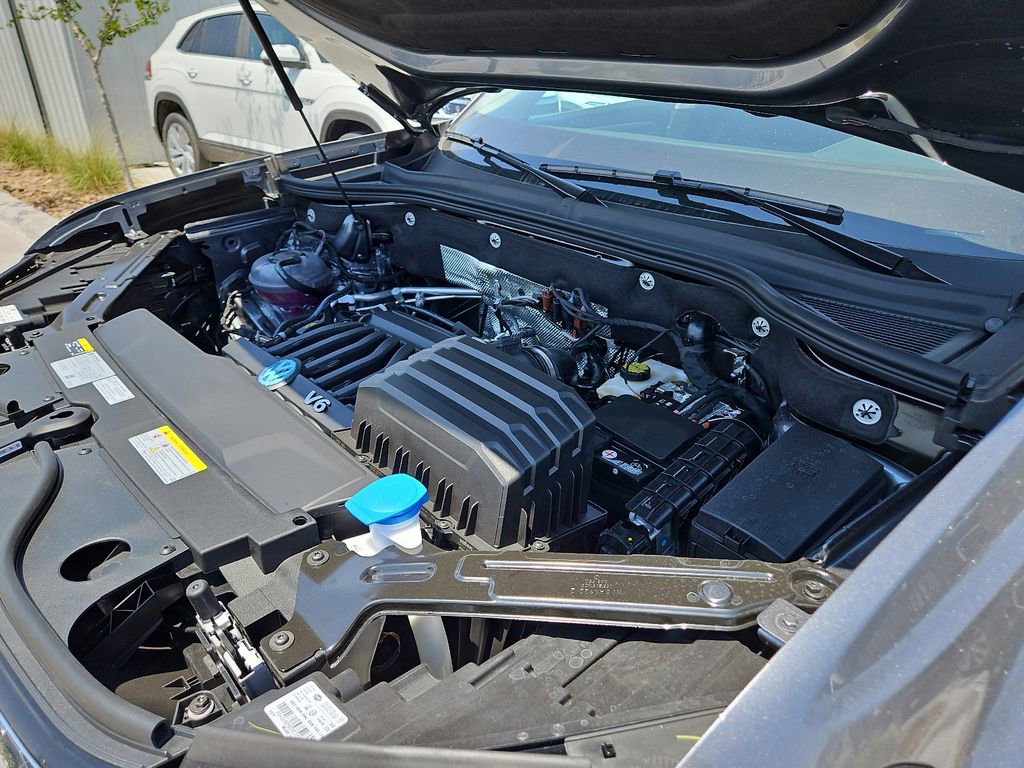 Used 2023 Volkswagen Atlas SEL image 13