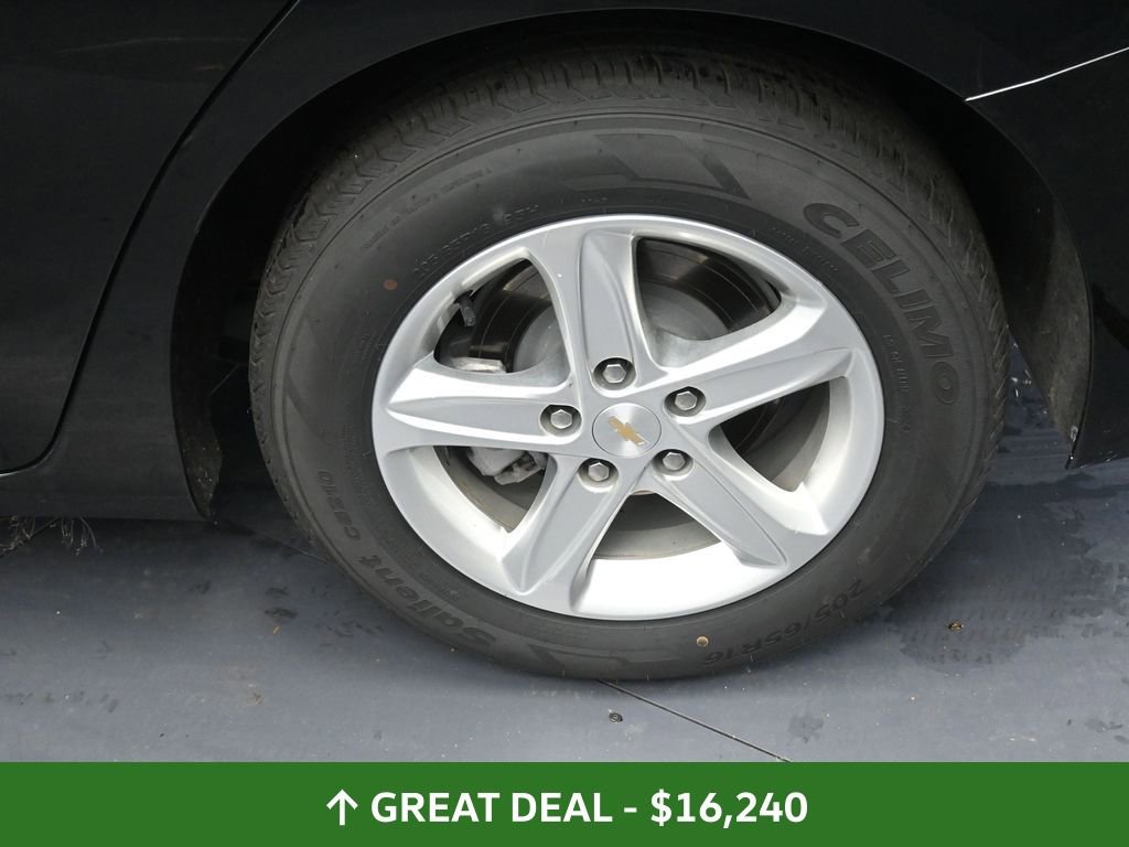 Used 2023 Chevrolet Malibu LT image 14