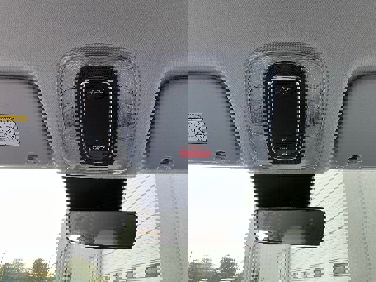 Used 2025 Hyundai Kona SEL image 16