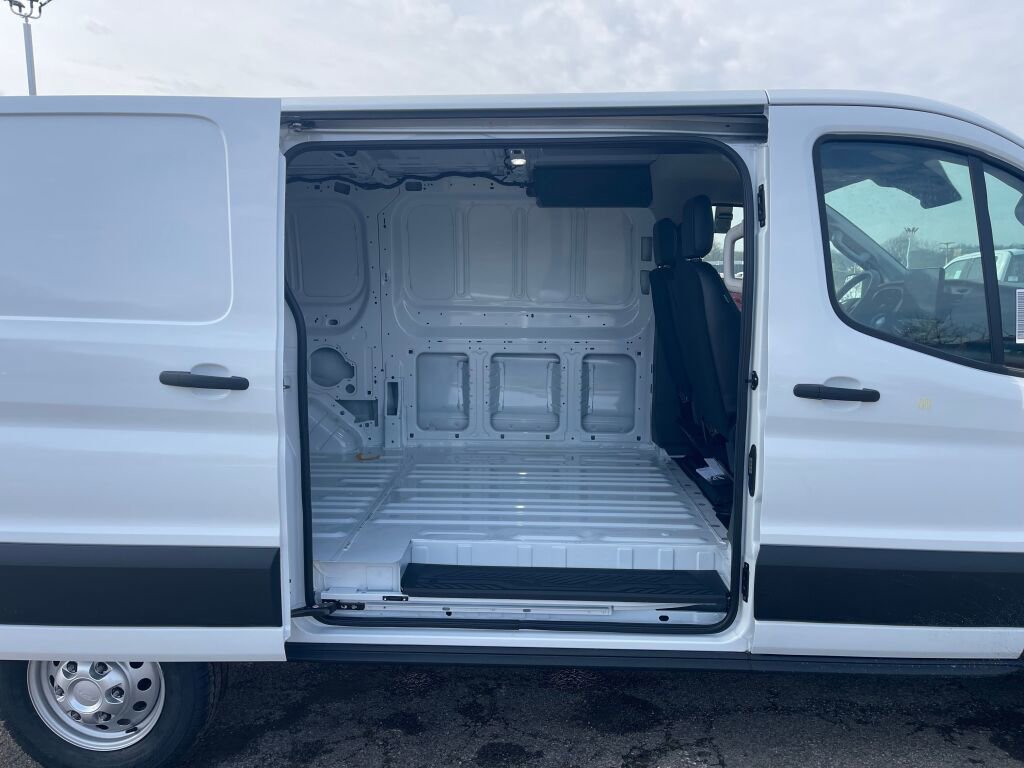 New 2026 Ford Transit 150 Low Roof AWD image 15