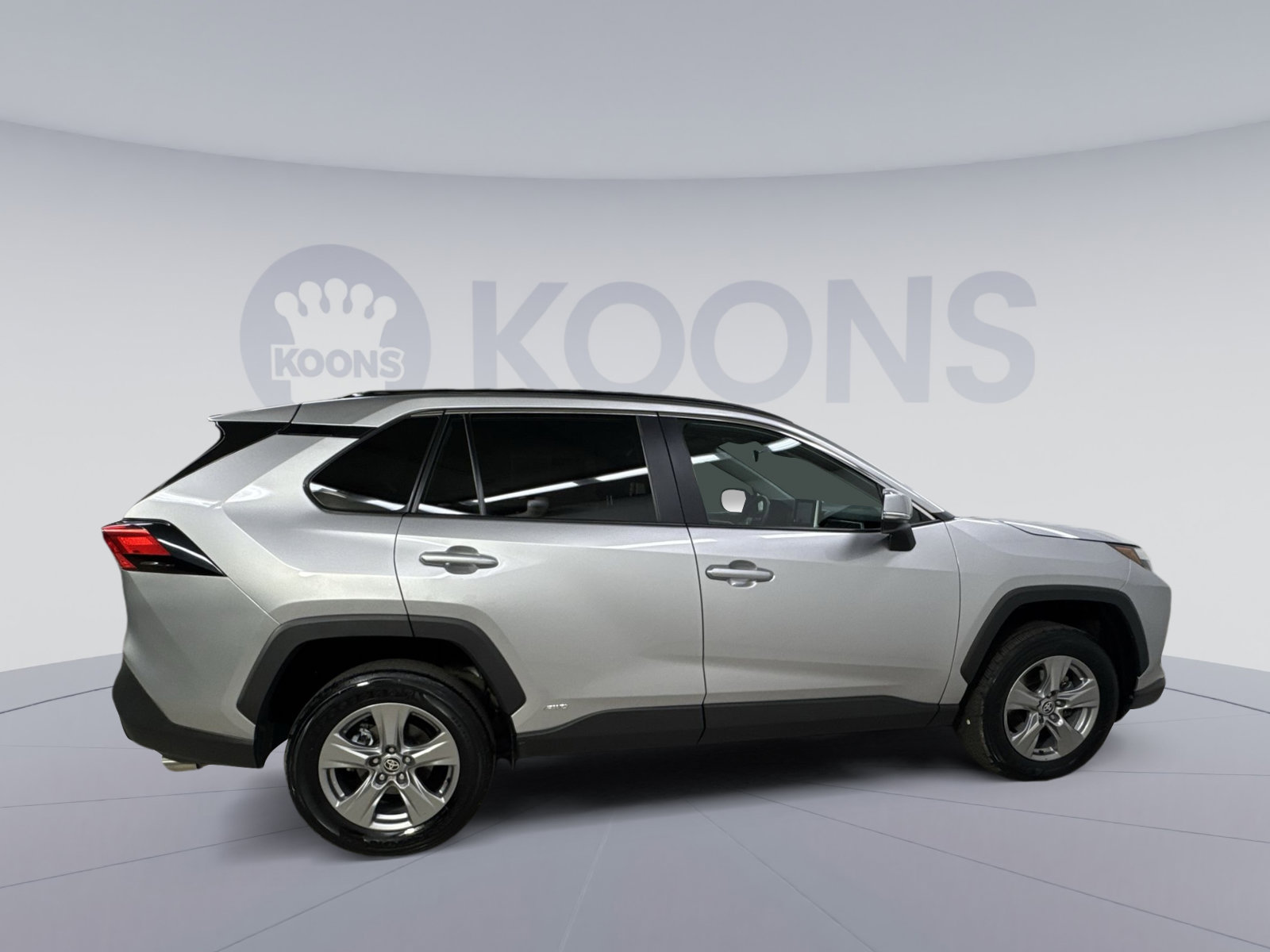 Used 2024 Toyota RAV4 LE AWD/4WD image 21