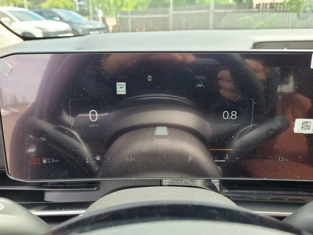 New 2026 Kia Carnival SX w/ SX Dark Edition Package FWD image 11