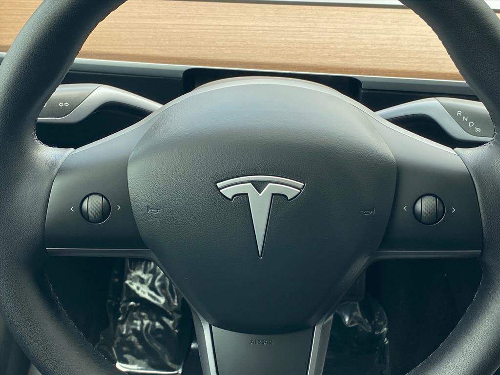 Used 2021 Tesla Model Y Long Range image 8