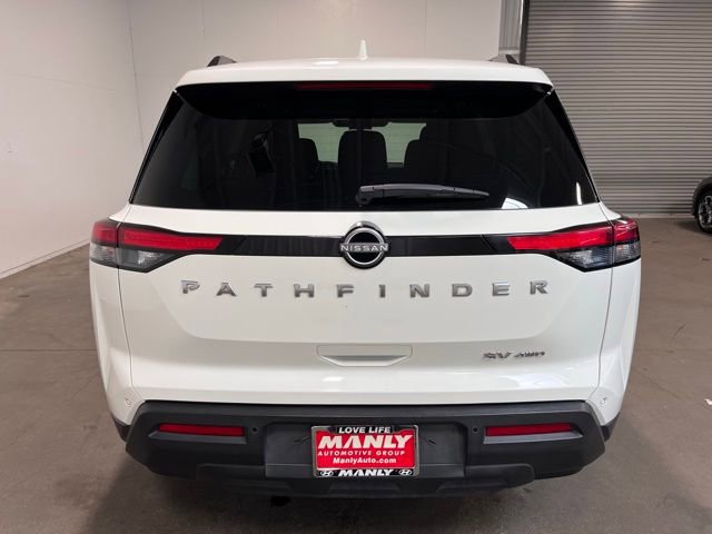 Used 2024 Nissan Pathfinder SV image 4