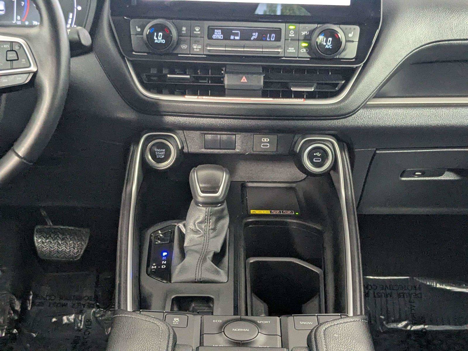 Certified 2026 Toyota Grand Highlander AWD image 43