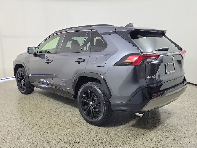 Used 2022 Toyota RAV4 SE AWD/4WD image 7
