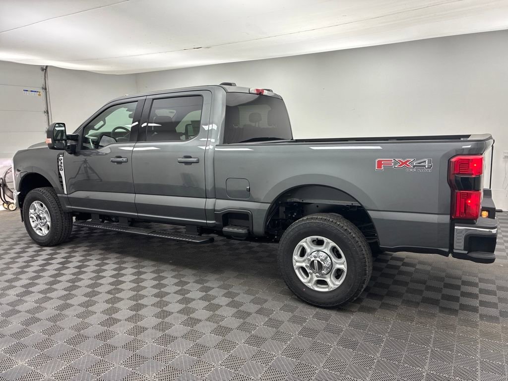 New 2026 Ford F350 XLT w/ XLT Premium Package image 9
