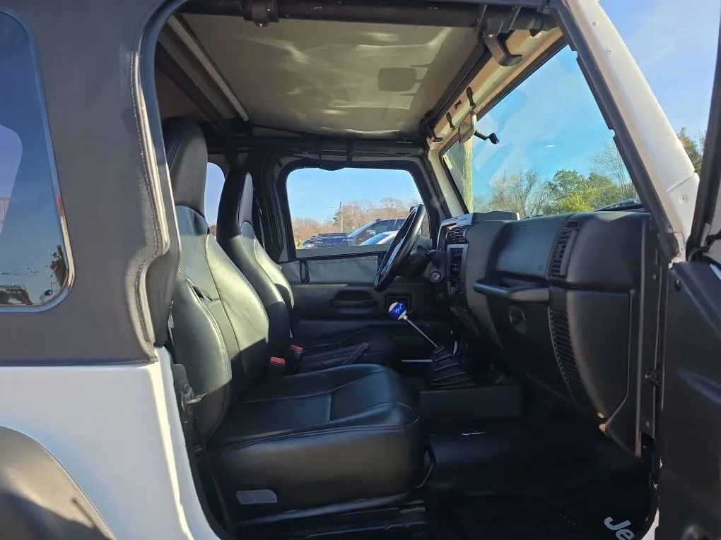 Used 2000 Jeep Wrangler SE image 24