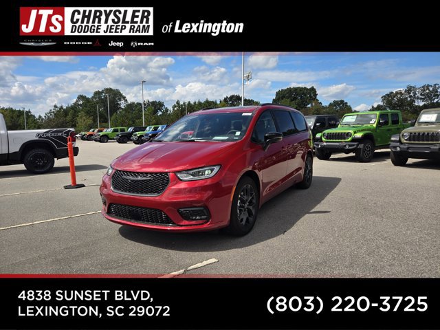 New 2026 Chrysler Pacifica Limited w/ S Appearance Package FWD image 1