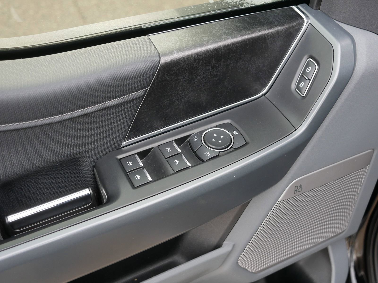 Certified 2021 Ford F150 XLT w/ Equipment Group 302A High image 18