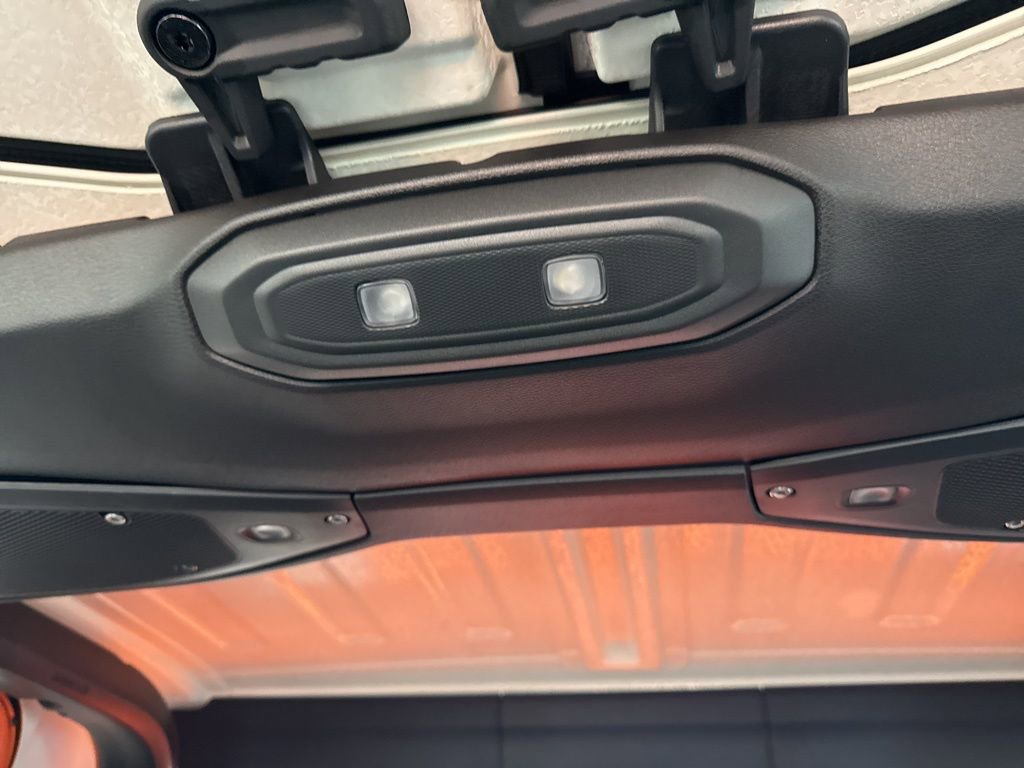 New 2025 Jeep Gladiator Sport image 38