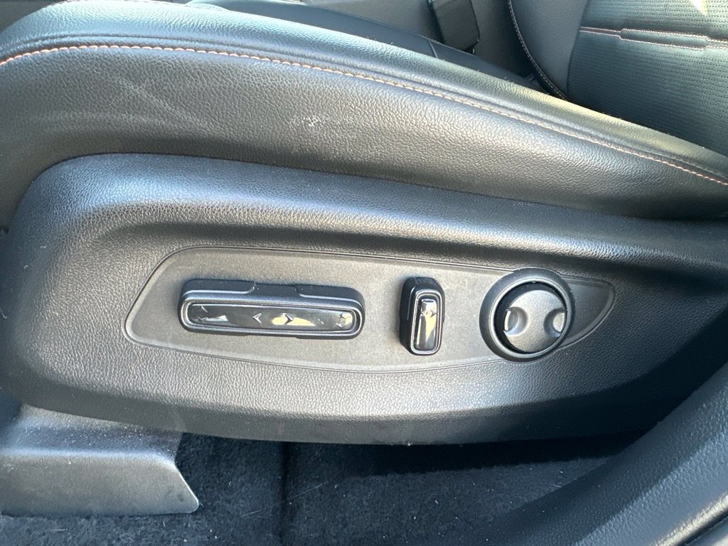 Used 2025 Honda CR-V Sport Touring image 19