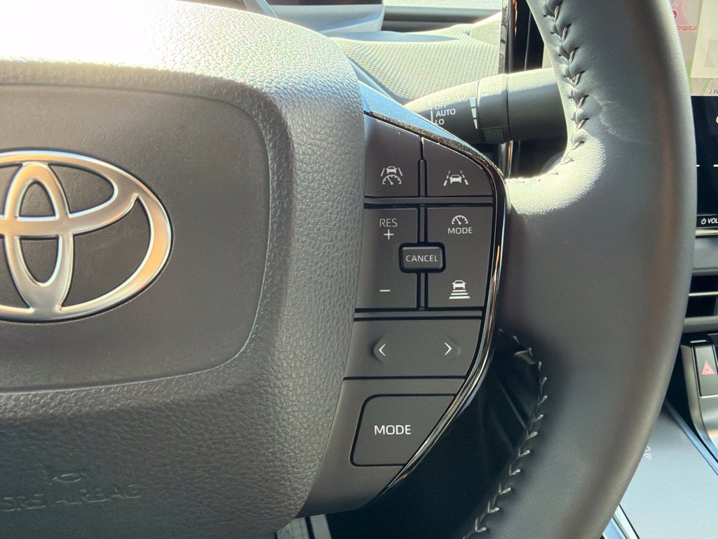 Used 2026 Toyota bZ AWD/4WD image 30