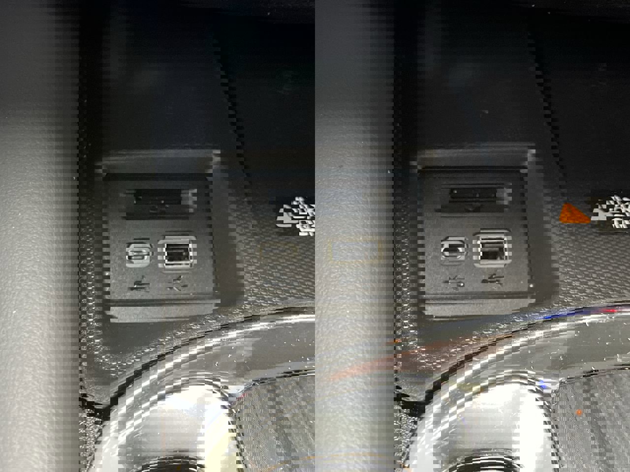 Certified 2023 Buick Enclave Essence w/ Experience Buick Package image 26