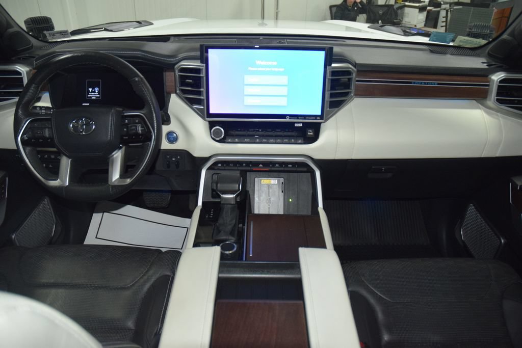 Used 2022 Toyota Tundra Capstone AWD/4WD image 28