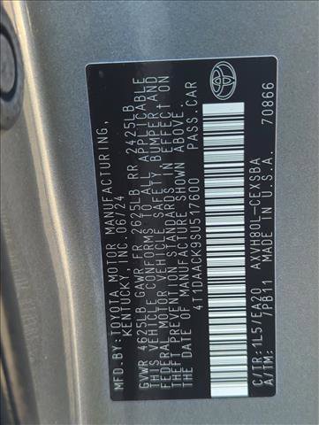 Used 2025 Toyota Camry SE image 28