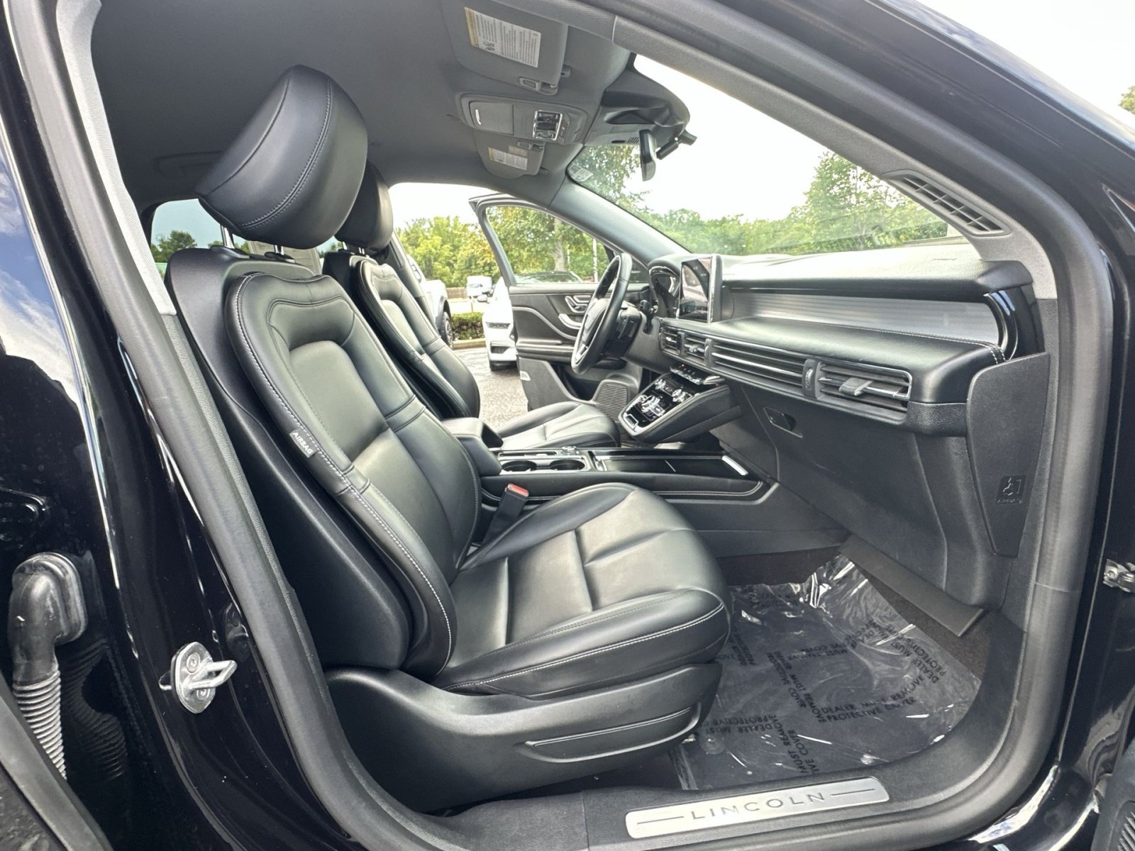Used 2021 Lincoln Corsair AWD image 34