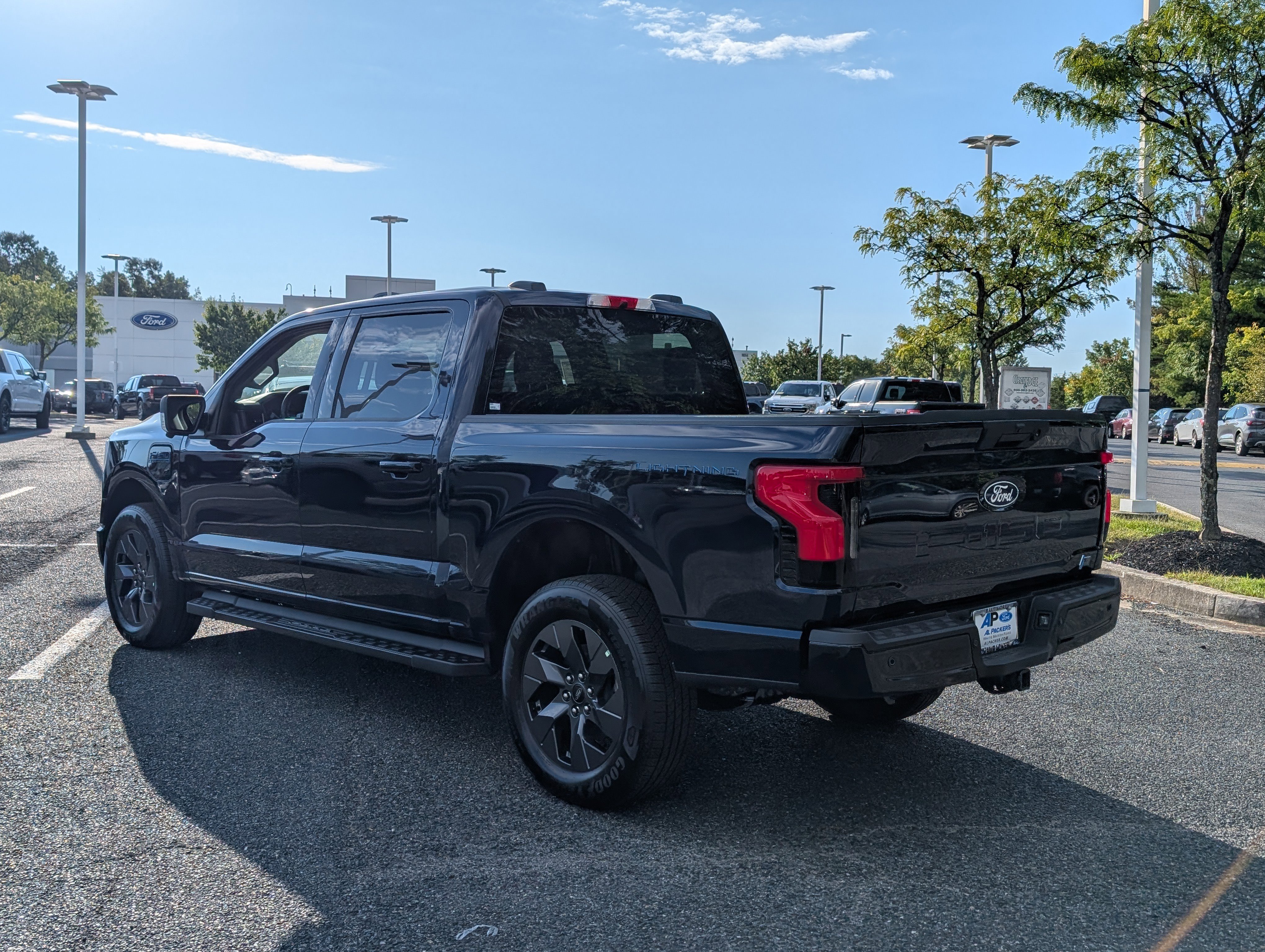 New 2025 Ford F150 Lightning Flash image 3