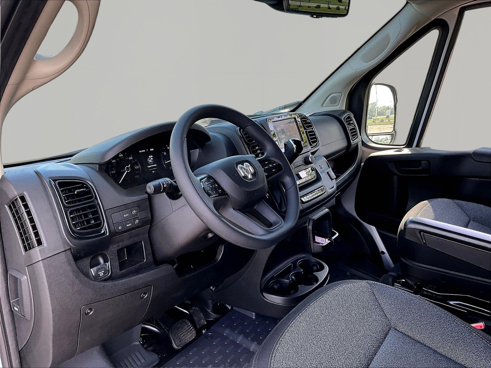 New 2026 RAM ProMaster 3500 w/ Crew Van Package FWD image 16