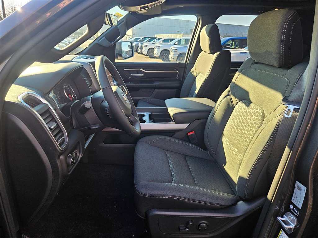 New 2026 RAM 1500 4x4 Crew Cab image 12