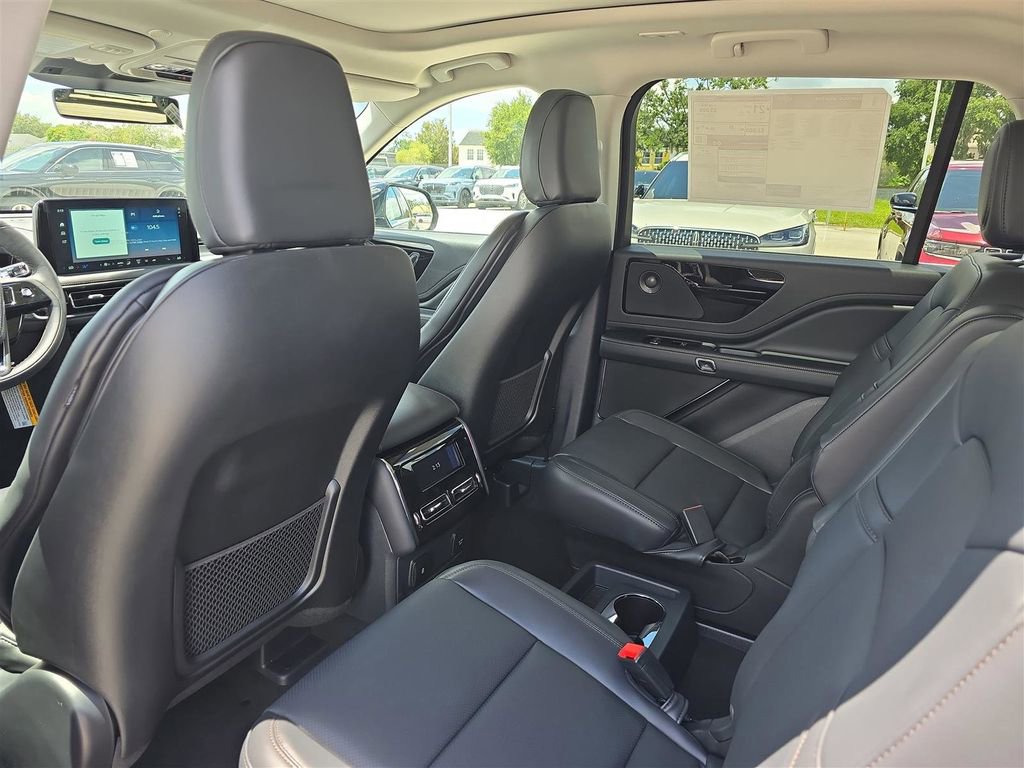 New 2025 Lincoln Aviator 2WD w/ Equipment Group 101A image 14