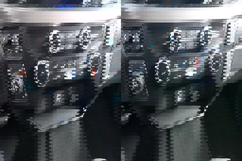 Certified 2024 Ford F150 XLT w/ Tow/Haul Package AWD/4WD image 26