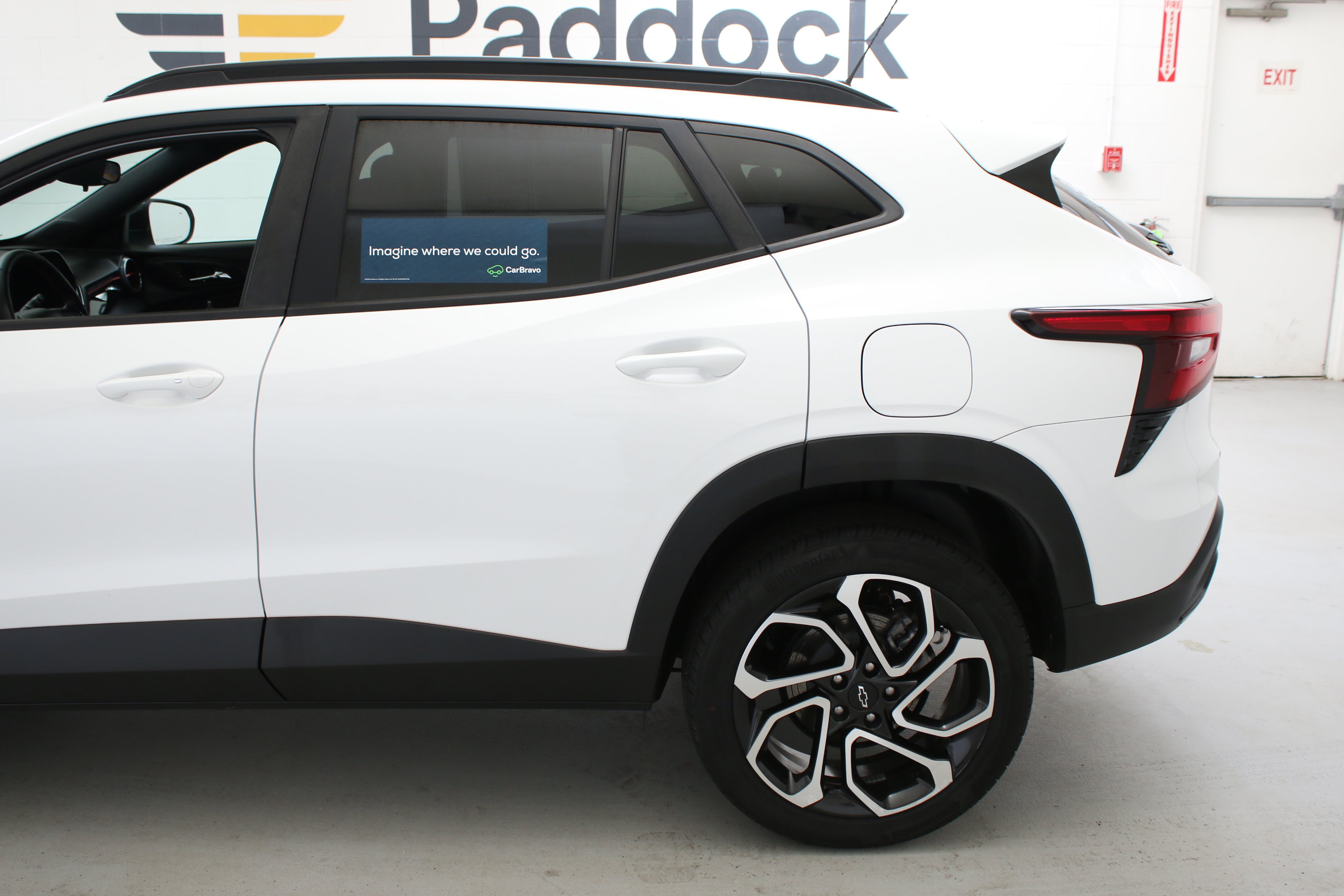 Used 2024 Chevrolet Trax RS w/ Driver Confidence Package FWD image 3