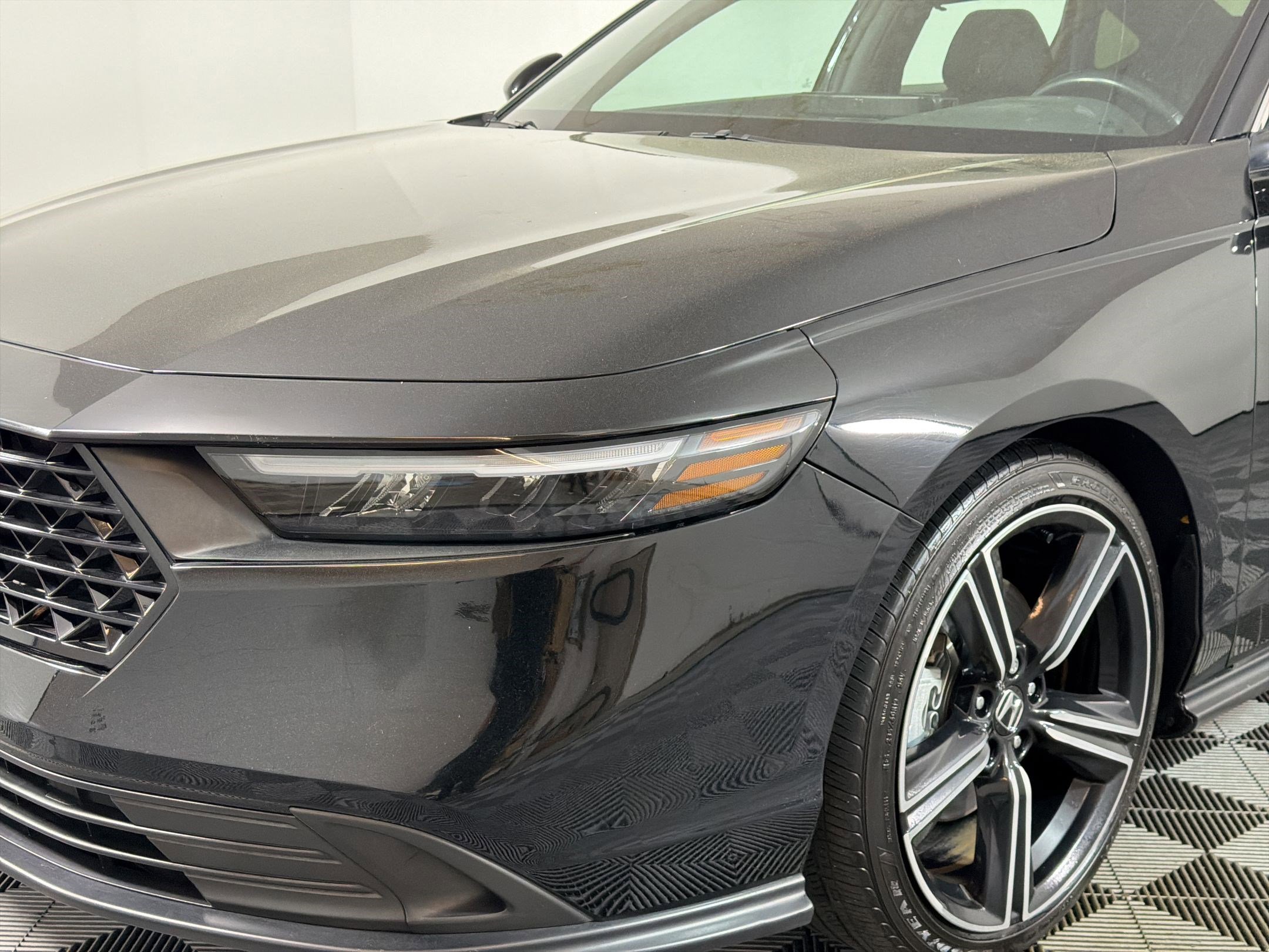 Used 2024 Honda Accord Sport image 10