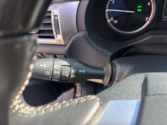 Used 2023 Lexus GX 460 Premium image 19