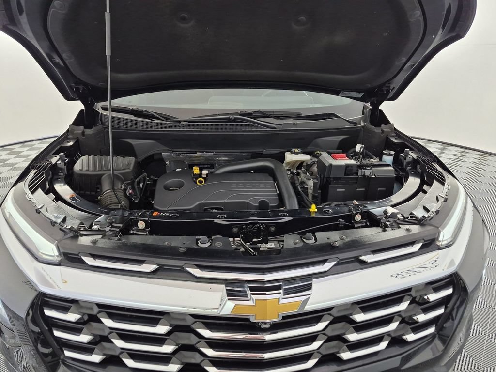 Certified 2025 Chevrolet Equinox LT FWD image 39