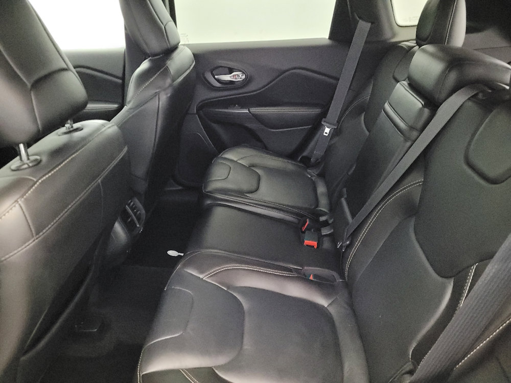 Used 2015 Jeep Cherokee Limited AWD/4WD image 18
