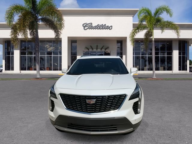 Certified 2023 Cadillac XT4 Premium Luxury w/ Enhanced Visibility Package image 4