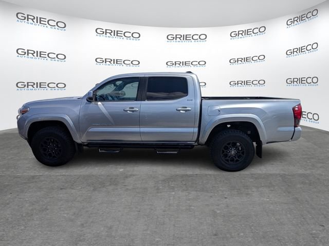 Used 2022 Toyota Tacoma SR5 w/ Technology Package RWD image 4