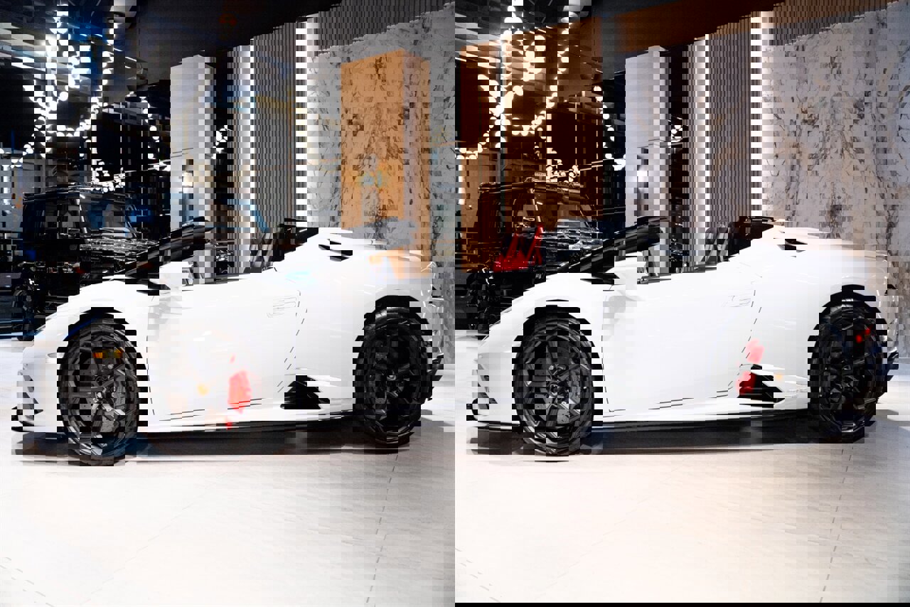 Used 2023 Lamborghini Huracan EVO image 38