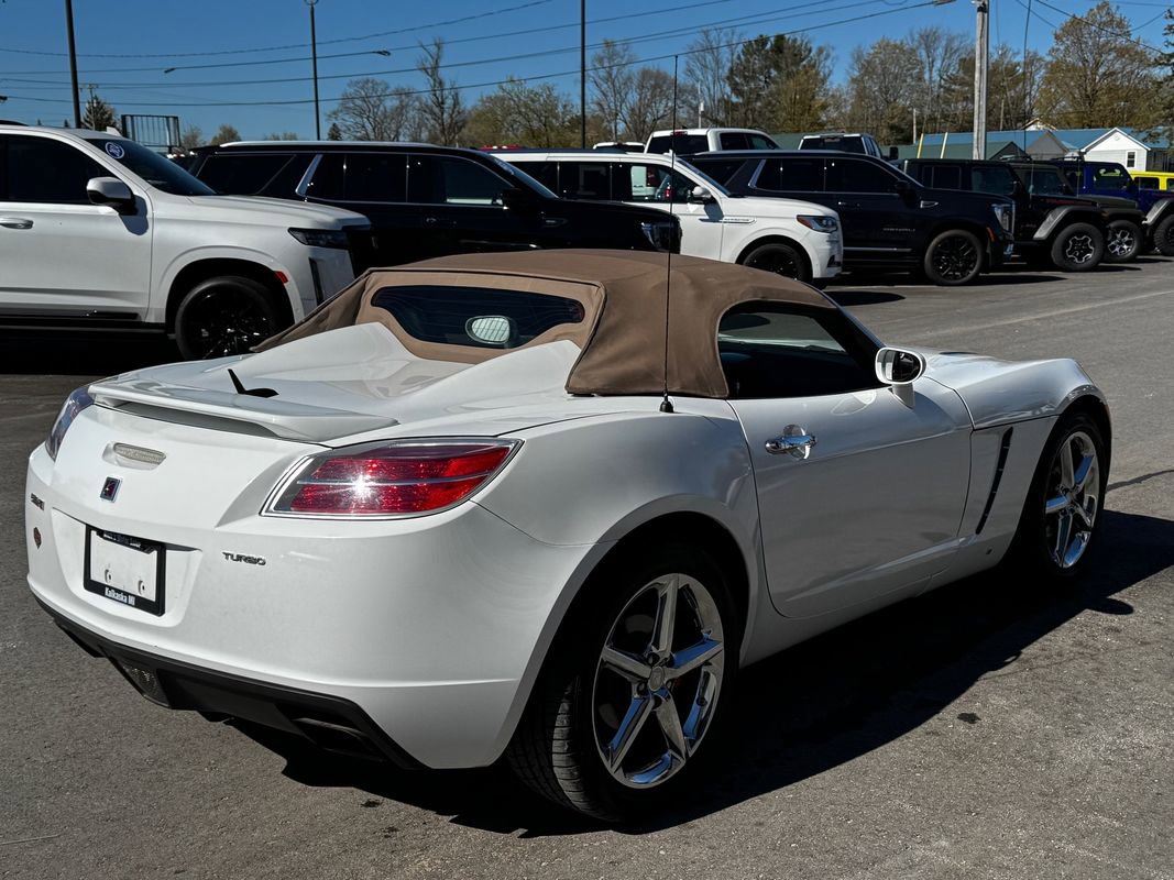Used 2009 Saturn Sky Red Line RWD image 27