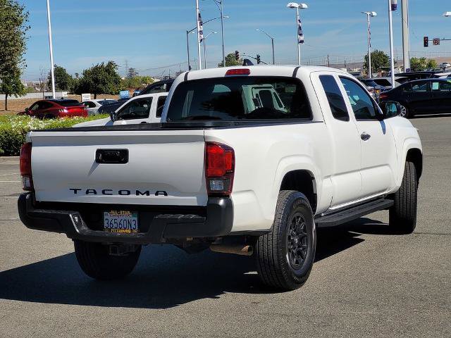 Used 2022 Toyota Tacoma SR RWD image 4