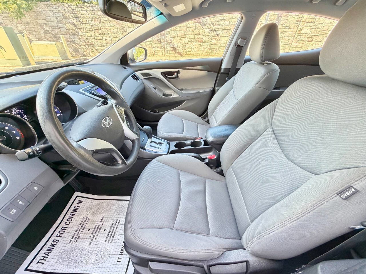 Used 2012 Hyundai Elantra GLS image 23
