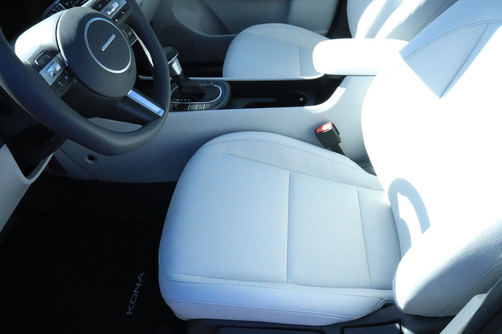 New 2026 Hyundai Kona SE FWD image 15