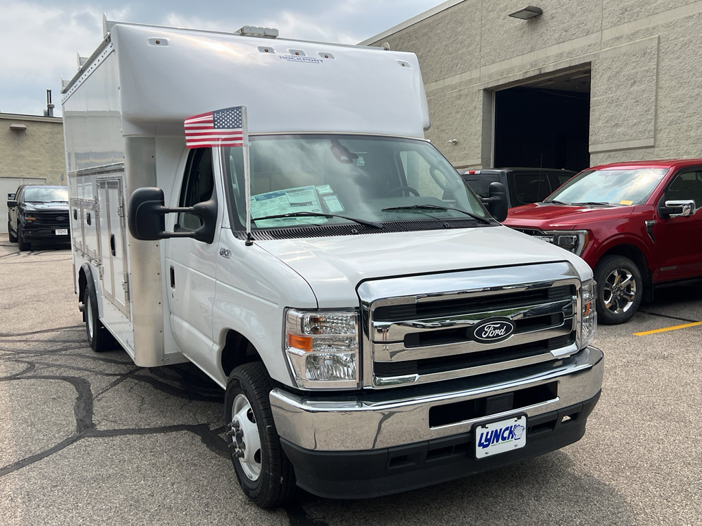 New 2026 Ford E-450 and Econoline 450 Super Duty w/ Power Equipment Group image 5
