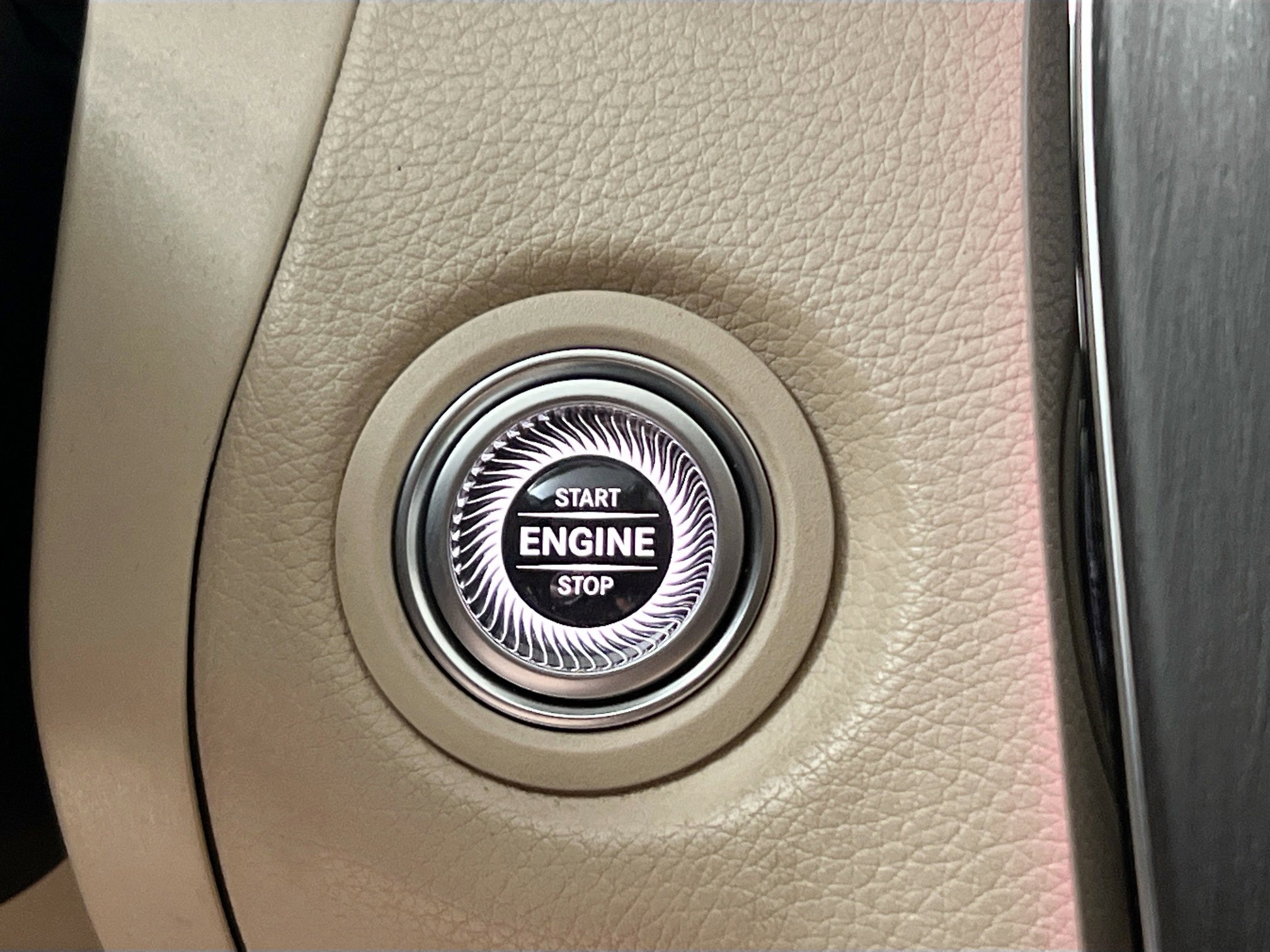 Used 2021 Mercedes-Benz C 300 Sedan image 24