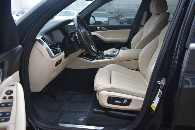 Used 2020 BMW X5 sDrive40i w/ Executive Package image 13