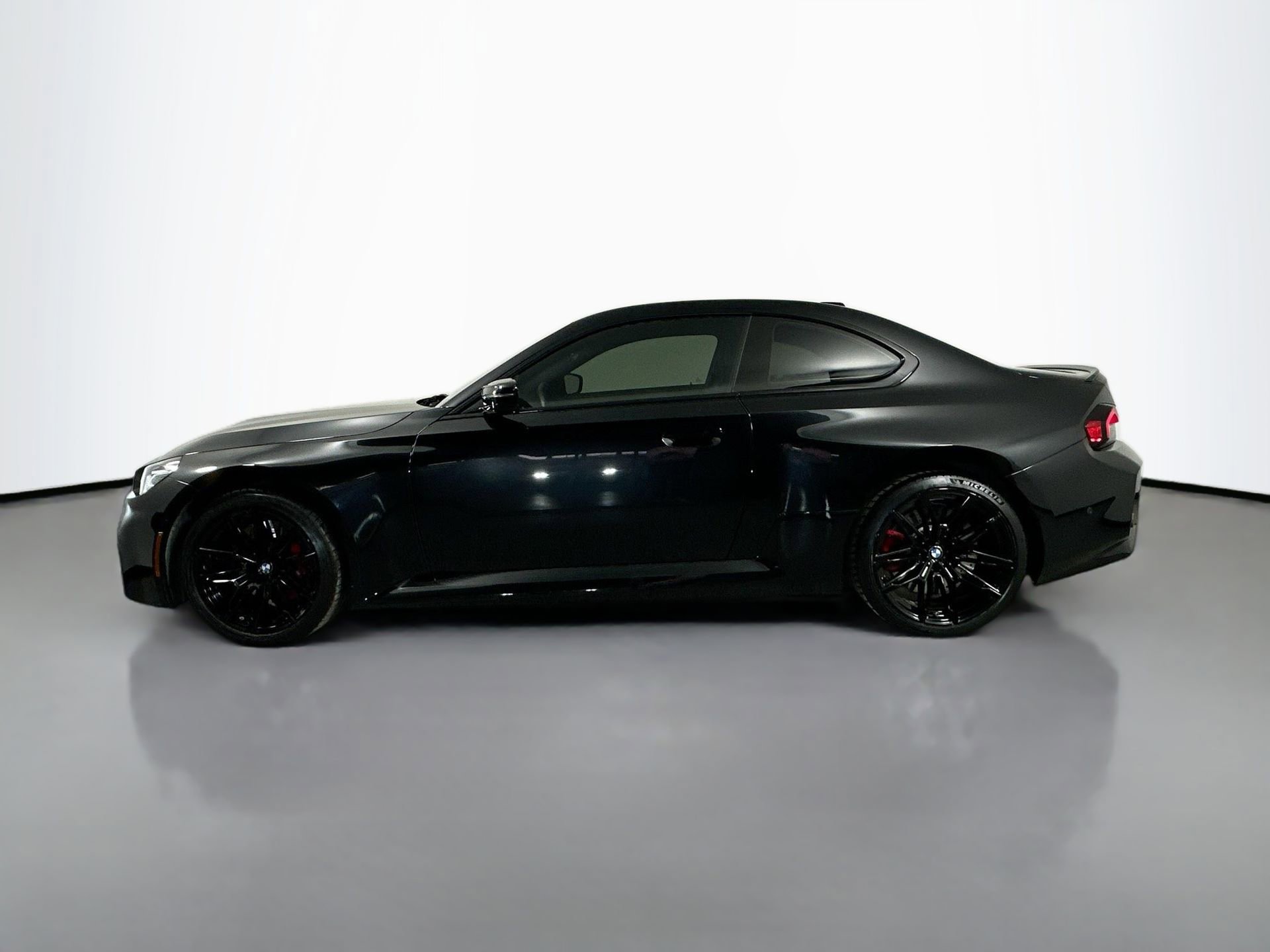 Used 2024 BMW M2 w/ Lighting Package image 9